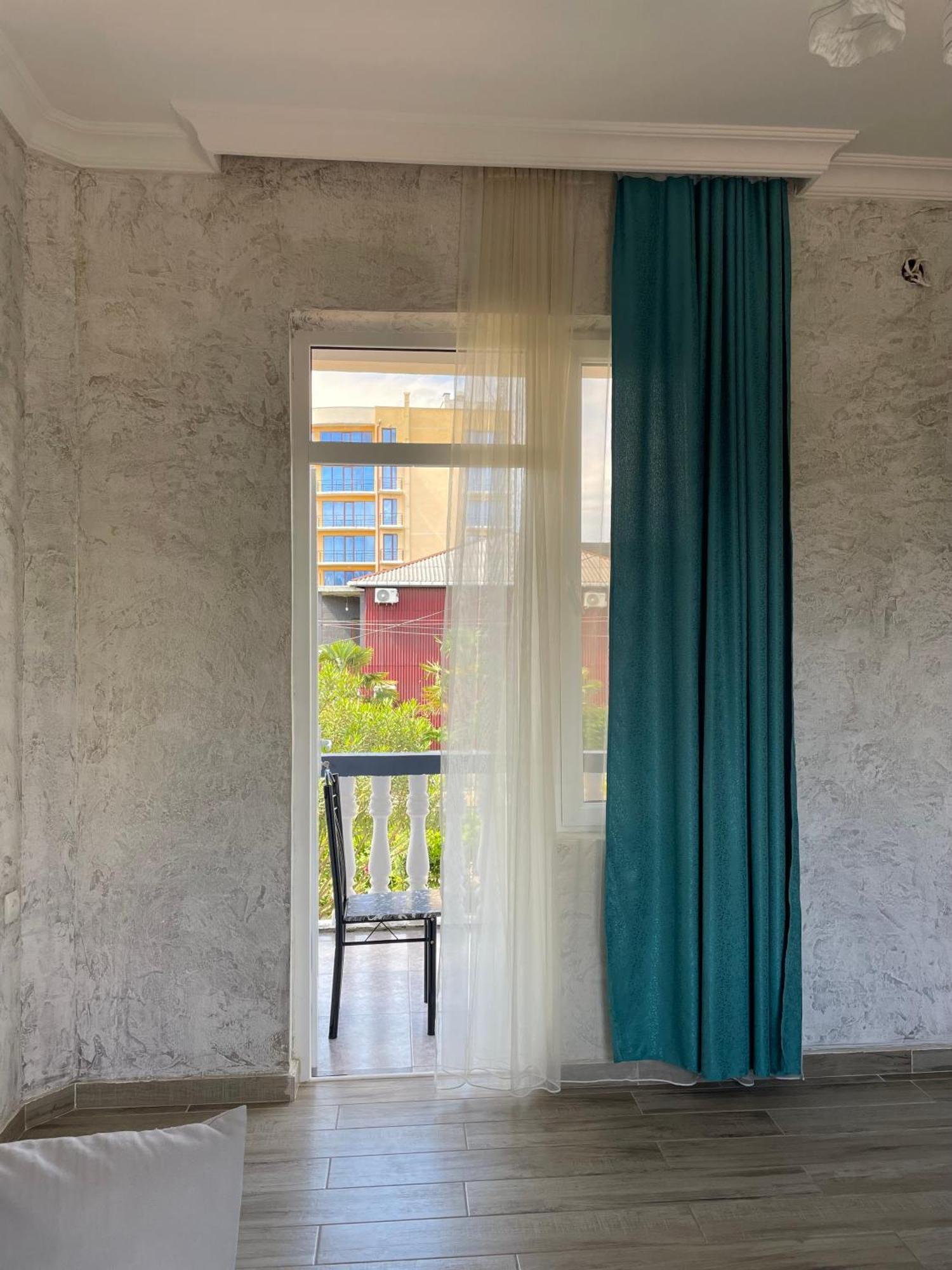 Sun Kissed Hotel Kobuleti Luaran gambar